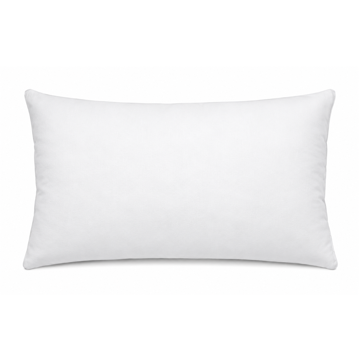 Wit polyester binnenkussen 40x60 cm, liggend op een witte achtergrond