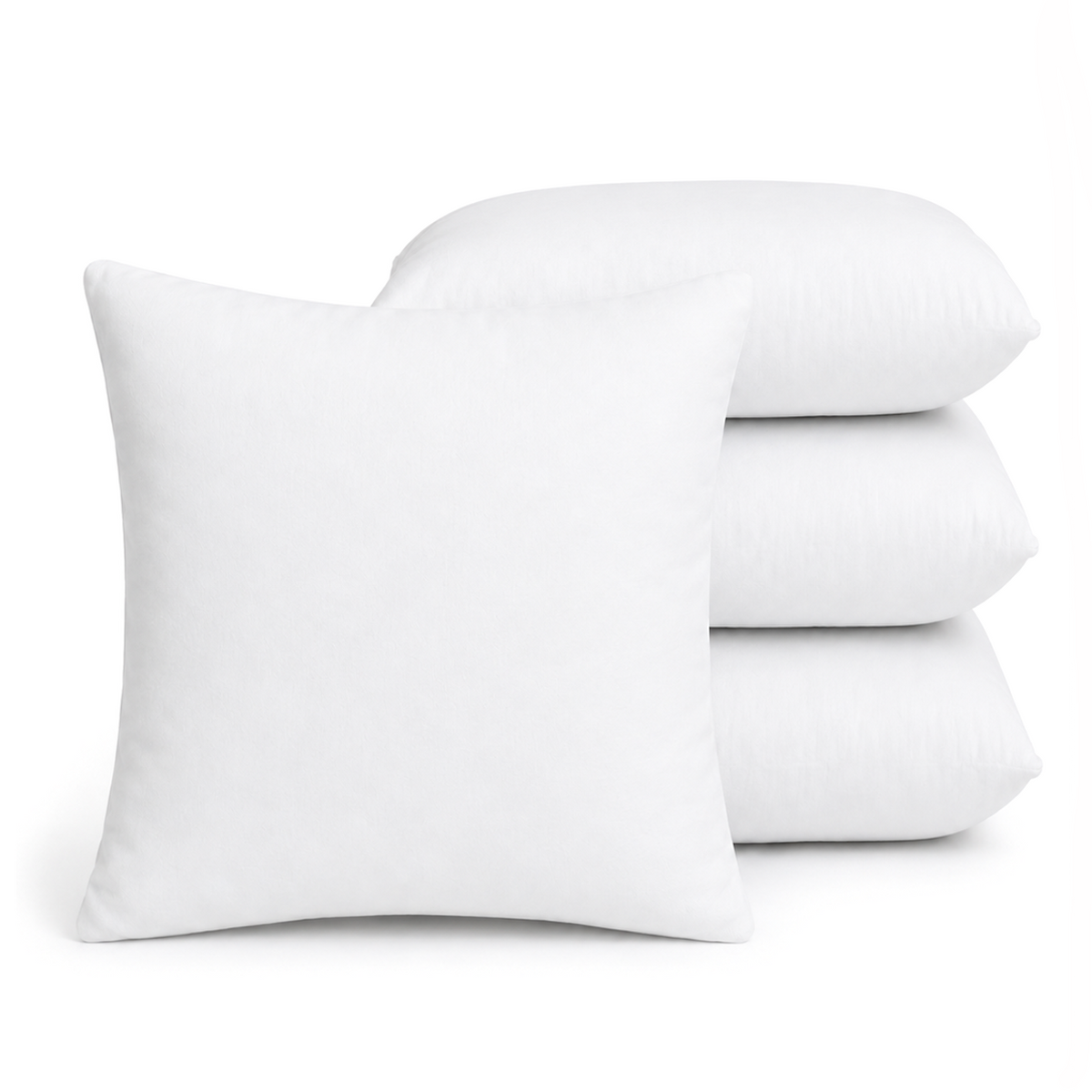 Set van 4 witte polyester binnenkussens 60x60 cm, gestapeld op een witte achtergrond