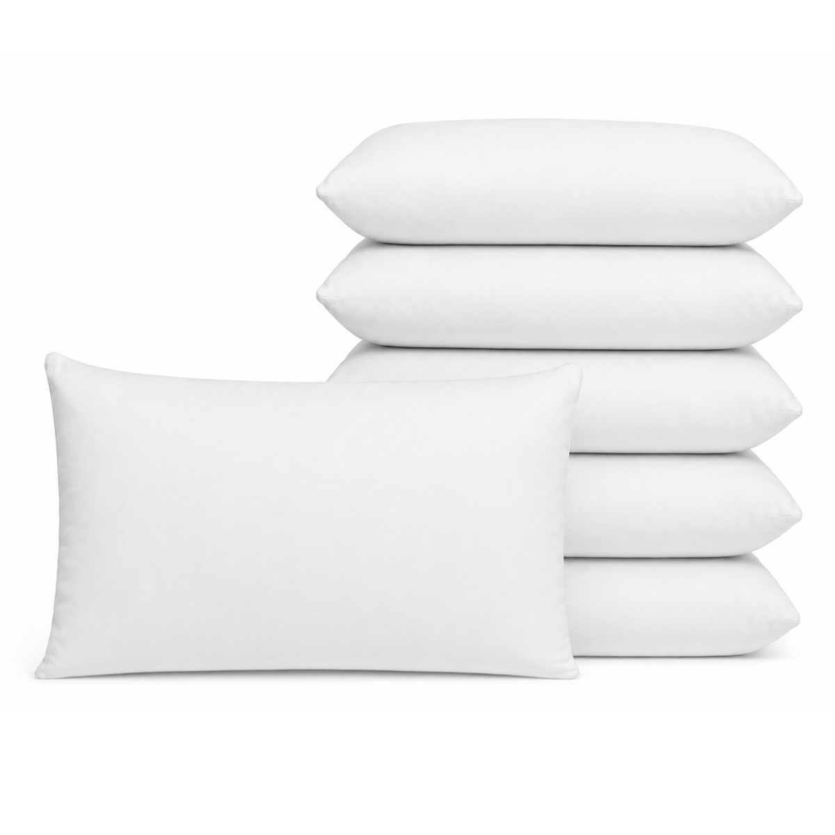 Set van 6 witte polyester binnenkussens 40x60 cm, gestapeld op een witte achtergrond